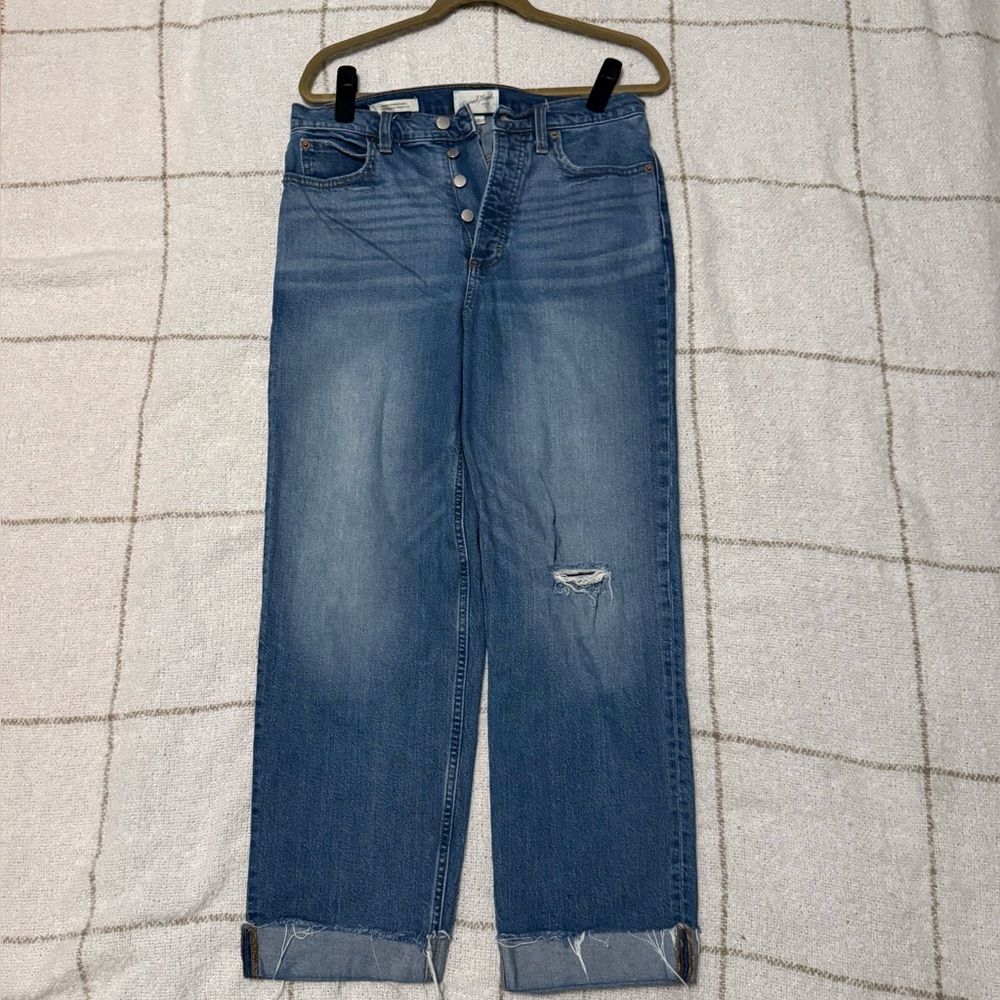 Universal Thread Women's Jeans in Medium Blue